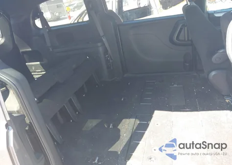 2015 Dodge Grand Caravan Sxt z USA, uszkodzony, nr VIN 2C4RDGCG2FR625849